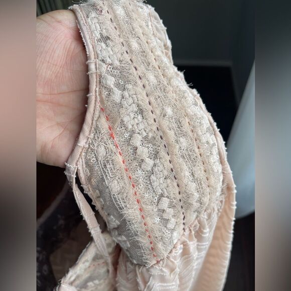 Anthropologie Lace Mini Dress Dusty pink Sequins - Picture 6 of 12